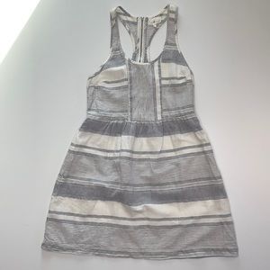 Lou & Grey summer dress Sleeve less side pockets